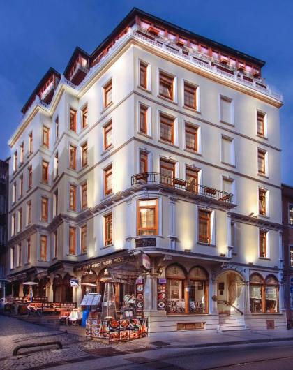 Best Western Empire Palace - image 1