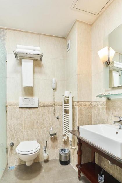 Best Western Empire Palace - image 3