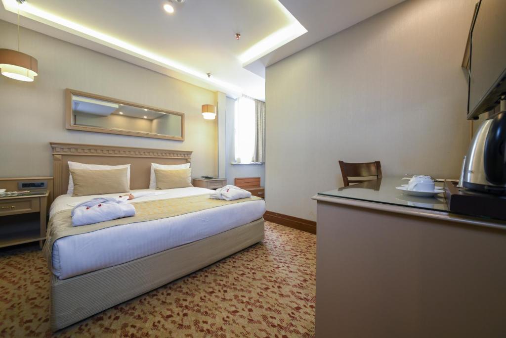 Hotel Grand Star - image 6
