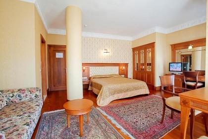 Hotel Sumengen - image 16