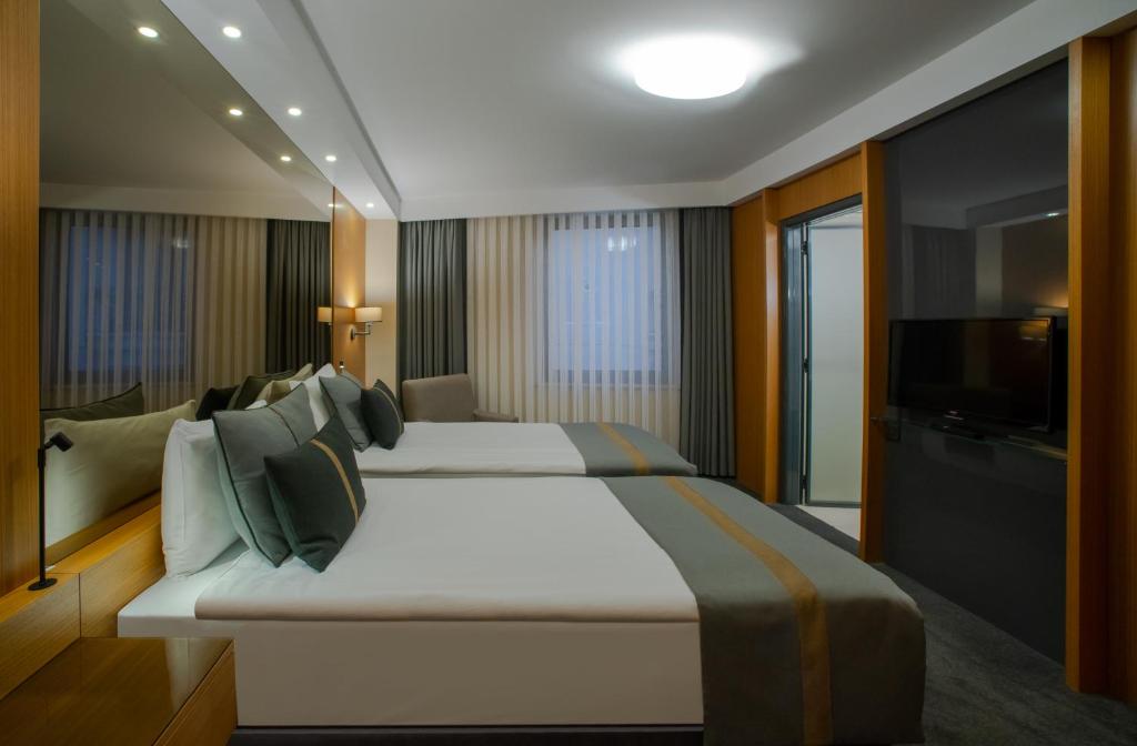 Tan Hotel - Special Category - image 7