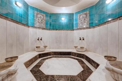 Arena Hotel - image 6