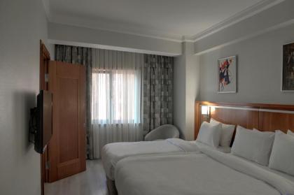 Orka Royal Hotel - image 11