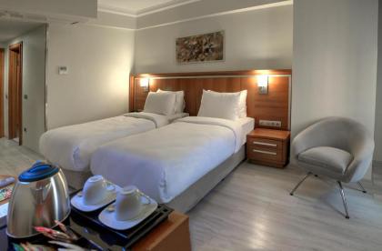 Orka Royal Hotel - image 17