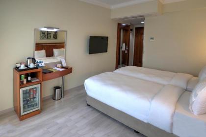 Orka Royal Hotel - image 20