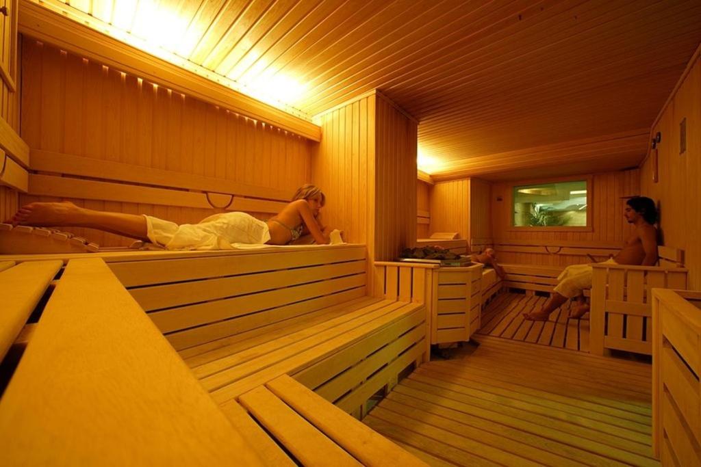 Orka Royal Hotel - image 6