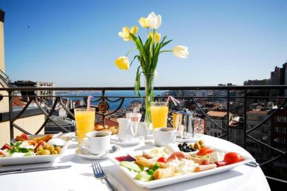 Taksim Metropark Hotel - image 13