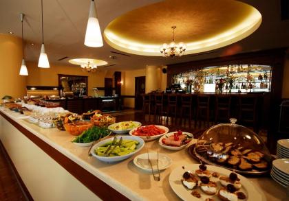 Taksim Metropark Hotel - image 5