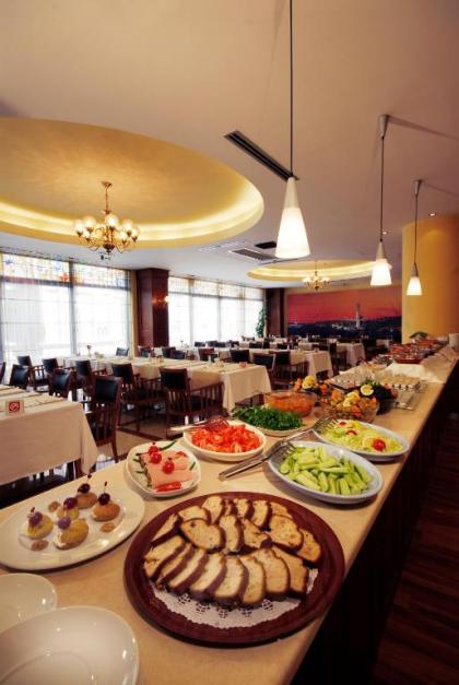 Taksim Metropark Hotel - image 7