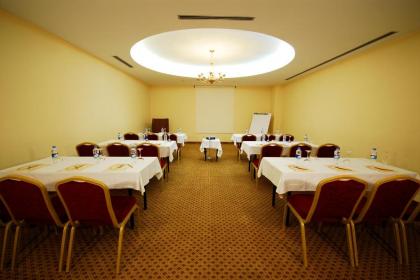 Taksim Metropark Hotel - image 8