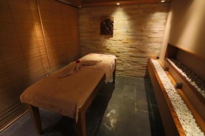 Pera Rose Hotel - image 10