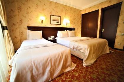 Pera Rose Hotel - image 19