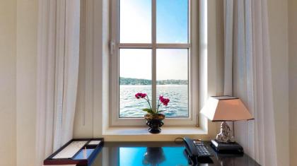 Ajia Hotel - image 3
