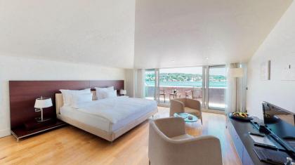 Ajia Hotel - image 6