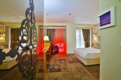 All Seasons Hotel - image 8