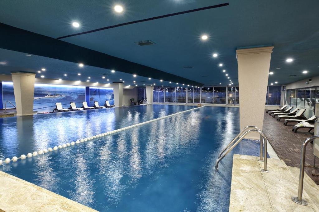 Dedeman Istanbul Hotel - image 3