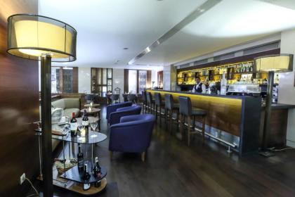 Dedeman Istanbul Hotel - image 8