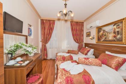 Lamp Hotel - image 2