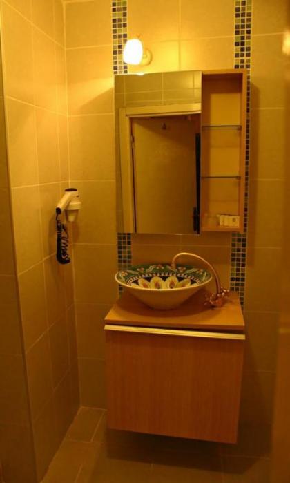 Diva'S Hotel - image 10