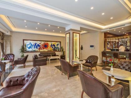 Glorious Hotel - image 10