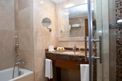Holiday Inn Sisli - image 10