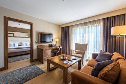 Holiday Inn Sisli - image 11