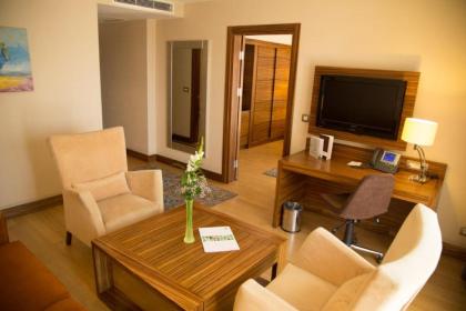 Holiday Inn Sisli - image 2