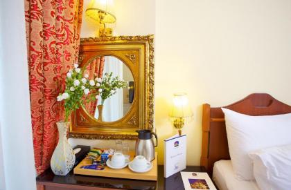 Amber Hotel - image 3