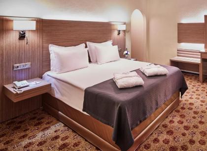 Güneş Hotel Merter - image 20