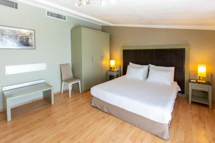 Hotellino Istanbul - image 27
