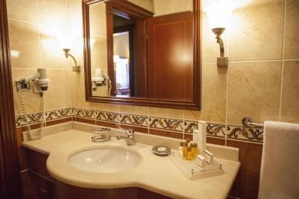 Bilek Istanbul Hotel - image 12