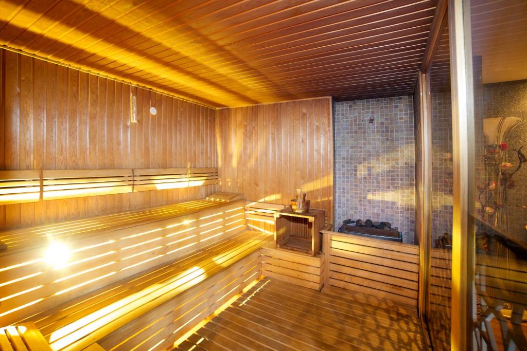 Ramada by Wyndham Istanbul Old City - image 3