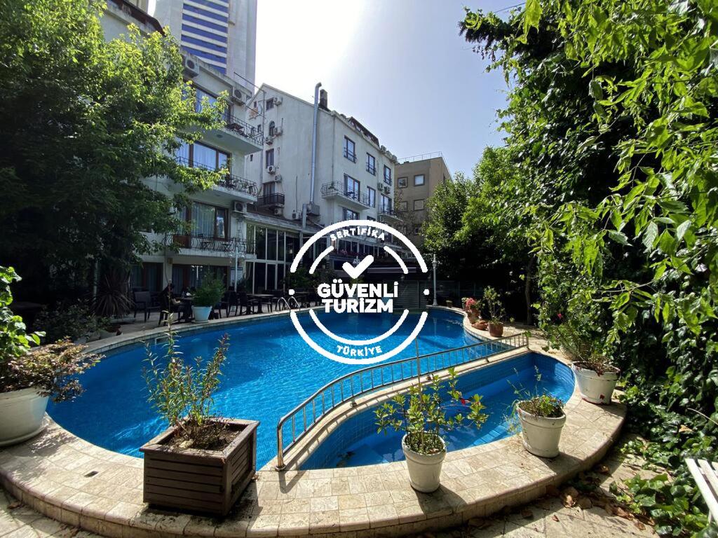 Villa Blanche Hotel & Garden Pool - main image