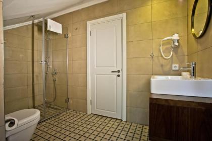 Villa Blanche Hotel & Garden Pool - image 15
