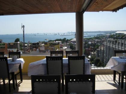 Abella Hotel - image 2