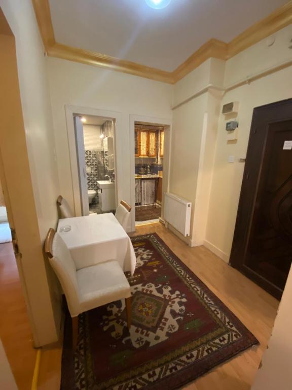 Abella Hotel - image 5