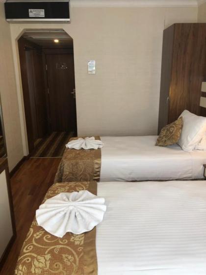 Aspen Hotel - image 19