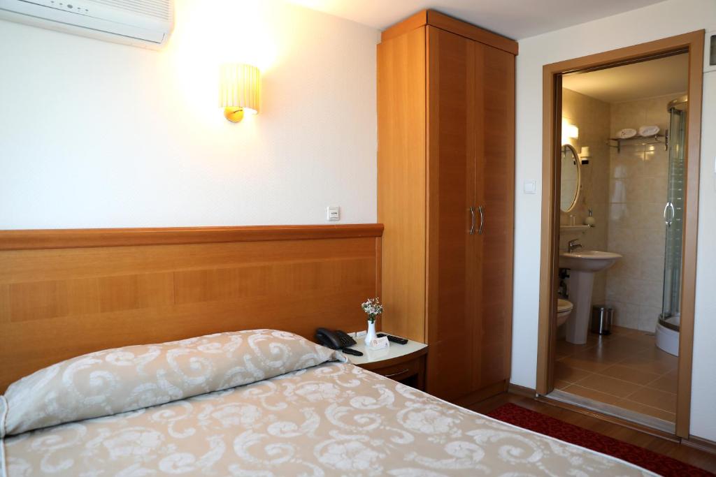 Yavuz Hotel - image 4