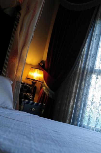 Chatto Hotel - image 2