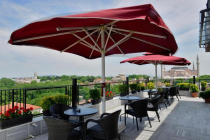 Agora Life Hotel - image 11