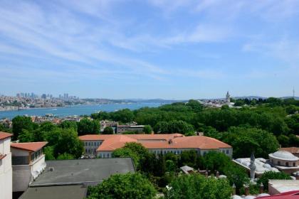 Agora Life Hotel - image 20