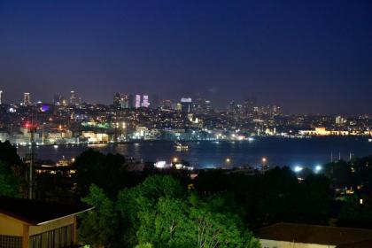 Agora Life Hotel - image 5