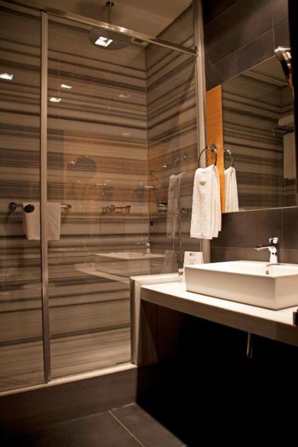 Point Hotel Barbaros - image 15
