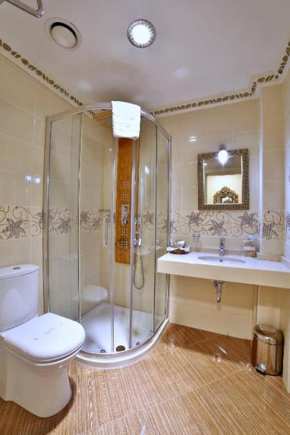 White House Hotel Istanbul - image 3