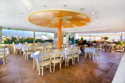 White House Hotel Istanbul - image 4