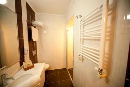 Turquhouse Hotel - image 5