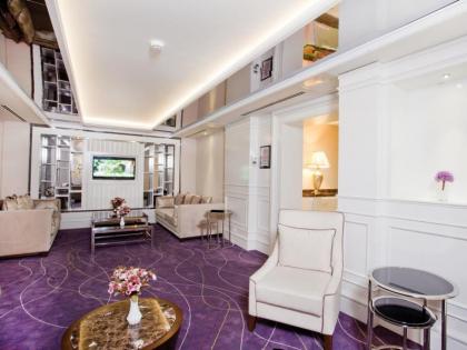 City Center Hotel - image 9