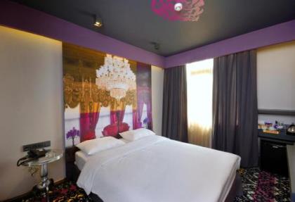 Tulip City Hotel - image 13