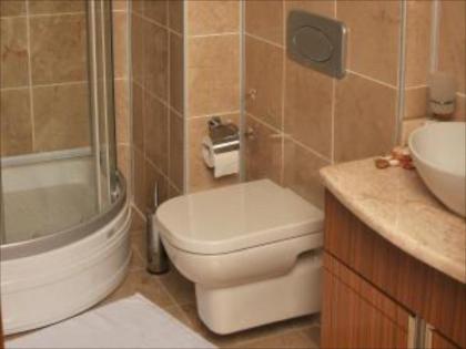Best Town Hotel - image 4