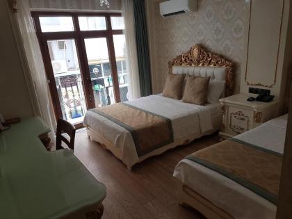 Best Town Hotel - image 9